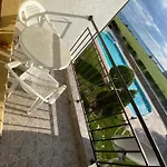 דירה Rutland C8 Two Bedroom