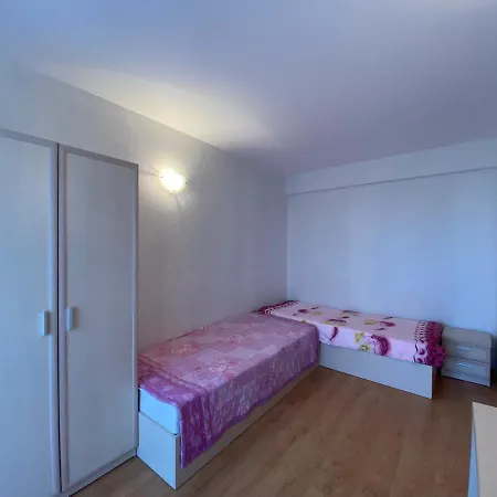 Apartament Rutland C8 Two Bedroom Rawda