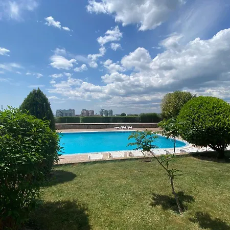 公寓 Rutland C8 Two Bedroom *