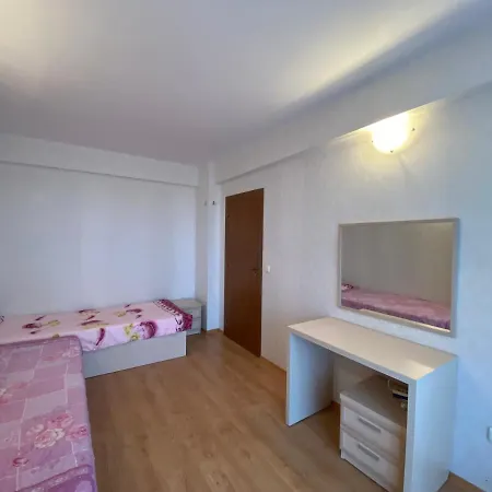 Rutland C8 Two Bedroom Apartament