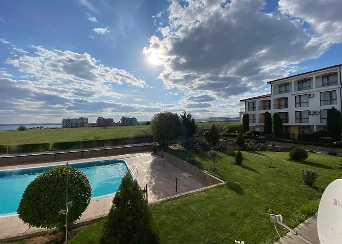 Rutland C8 Two Bedroom Apartman *