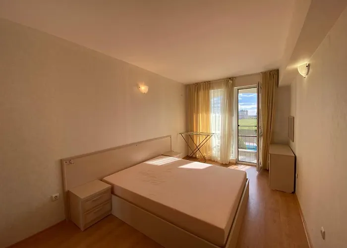 Rutland C8 Two Bedroom Apartman Ravda